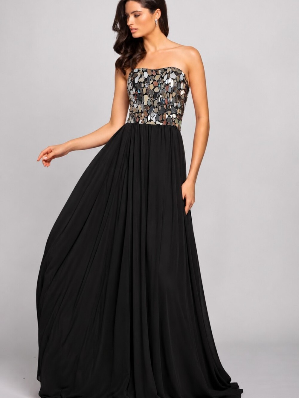 Sophia Thomas Black Mirror Glass Formal Gown Size 4 NWT